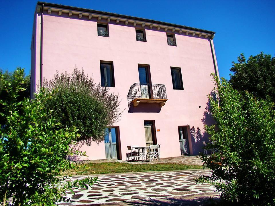 Liscia Country Relais Guest House Sant'Antonio di Gallura Eksteriør bilde