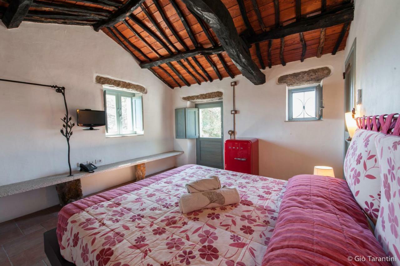 Liscia Country Relais Guest House Sant'Antonio di Gallura Eksteriør bilde