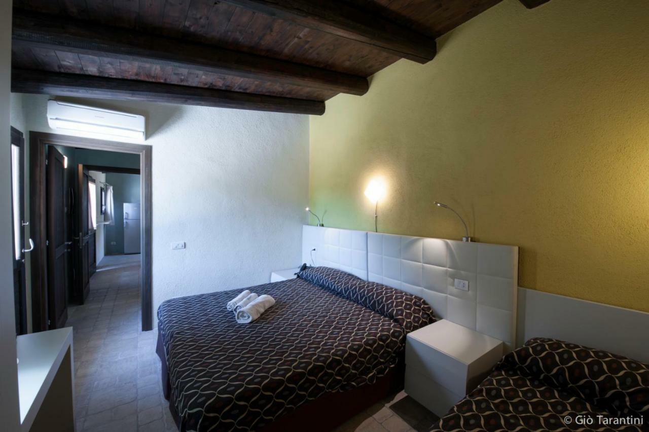 Liscia Country Relais Guest House Sant'Antonio di Gallura Eksteriør bilde