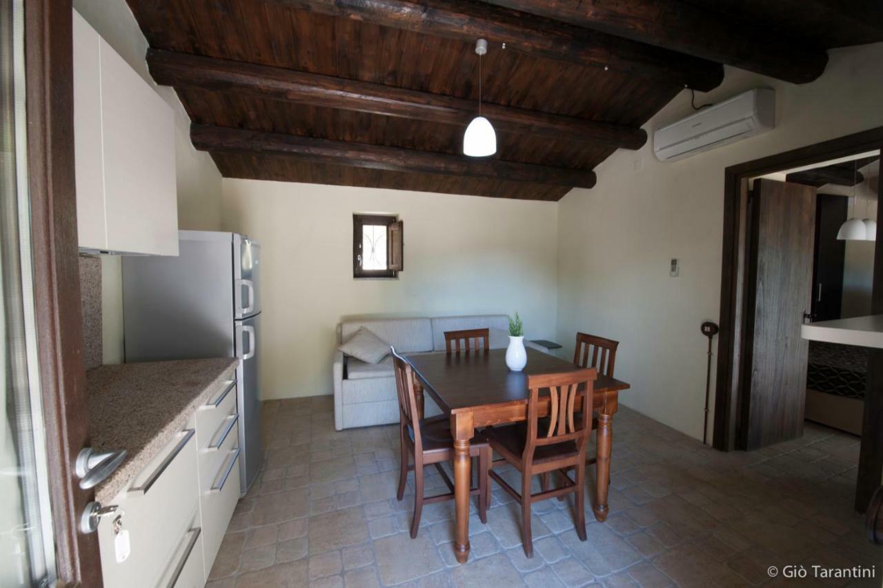 Liscia Country Relais Guest House Sant'Antonio di Gallura Eksteriør bilde