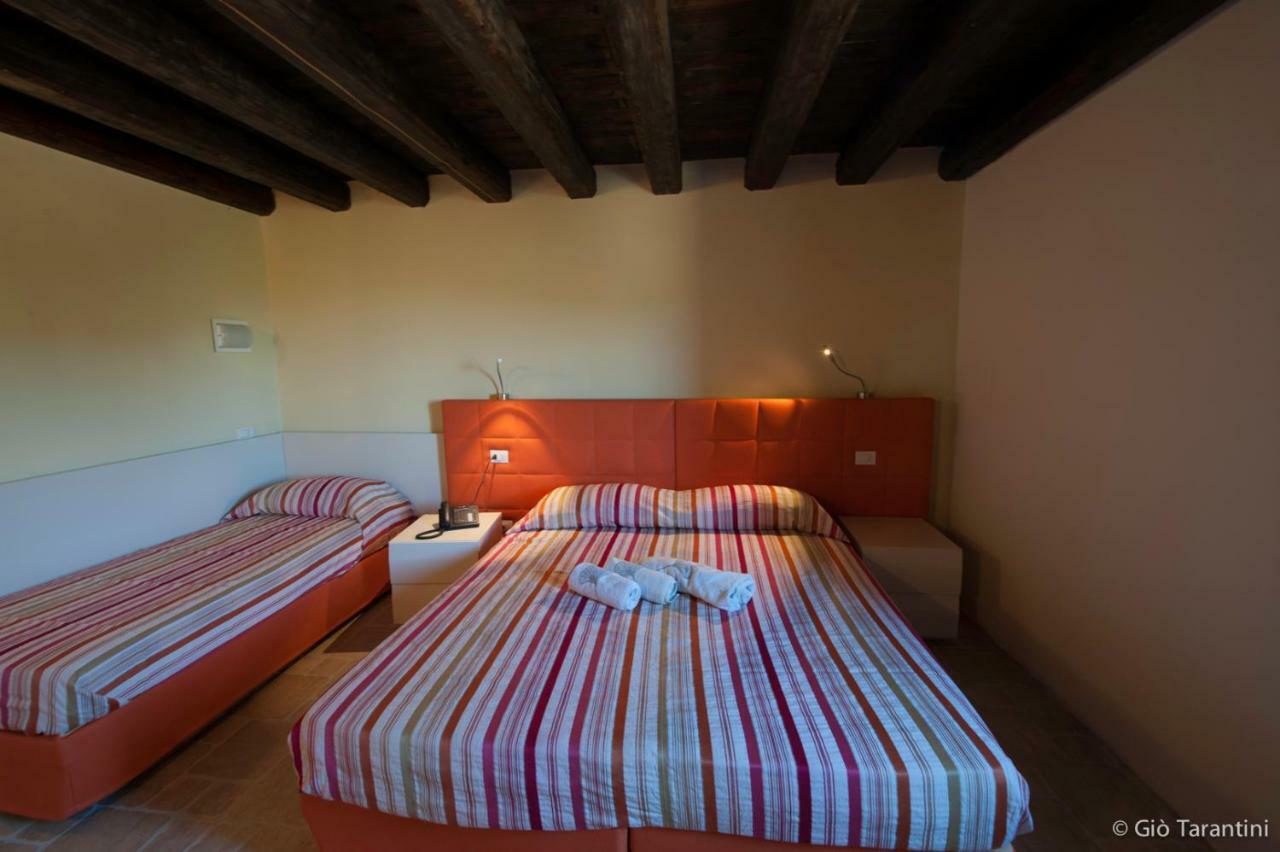 Liscia Country Relais Guest House Sant'Antonio di Gallura Eksteriør bilde