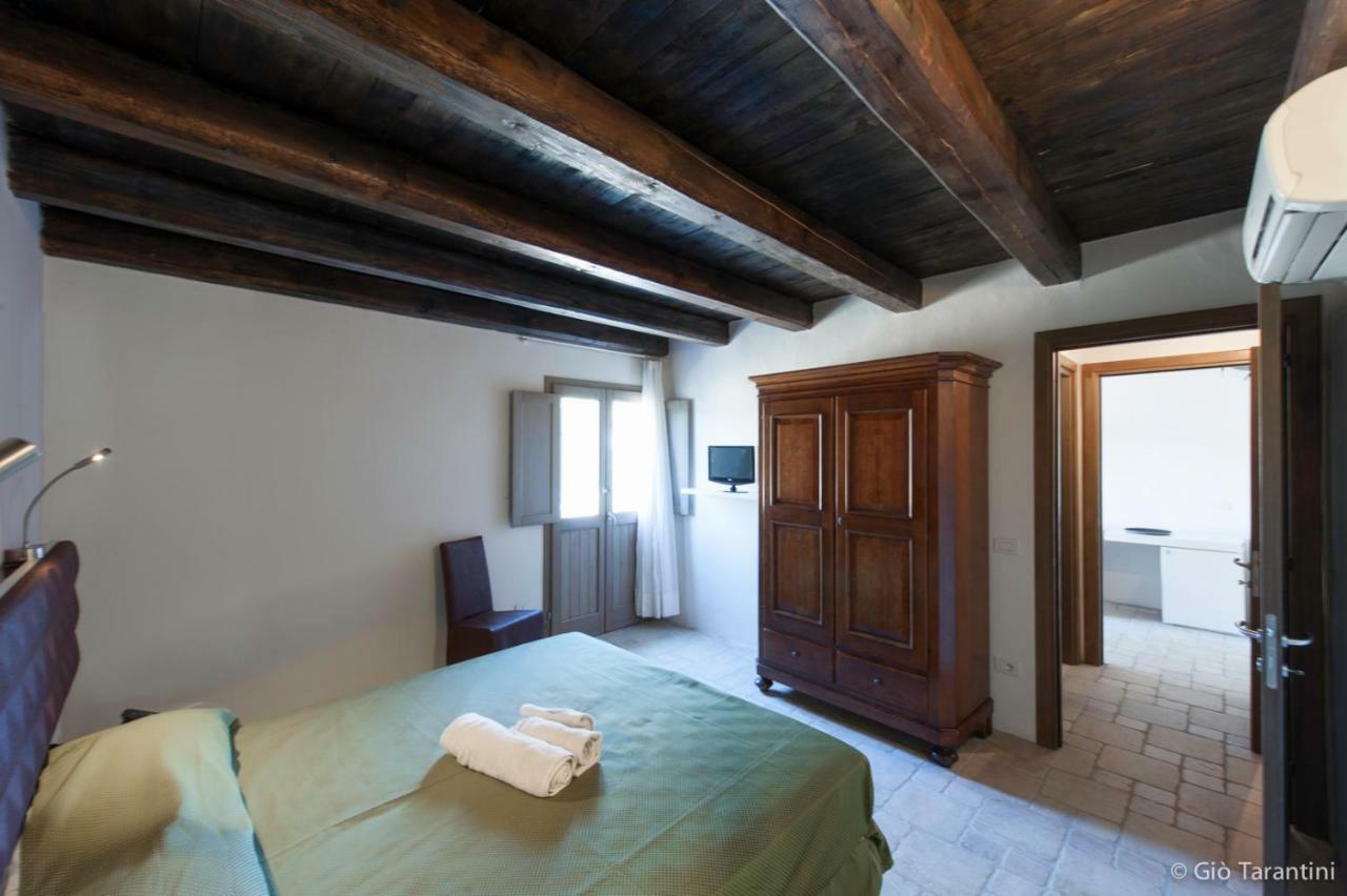 Liscia Country Relais Guest House Sant'Antonio di Gallura Eksteriør bilde